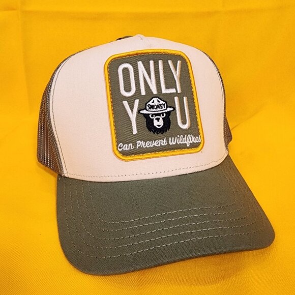 Smokey Bear Trucker Hat Snap Back Patch Only You Can Prevent Wildfires Hat NEW - Picture 1 of 12